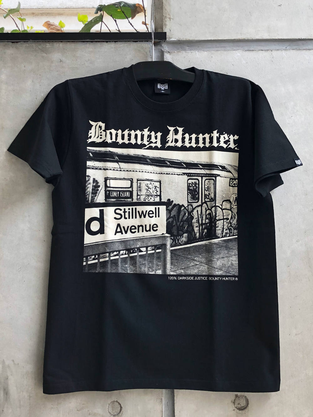 BOUNTY HUNTER - ストリートジャスティス3Tシャツ (ブラック