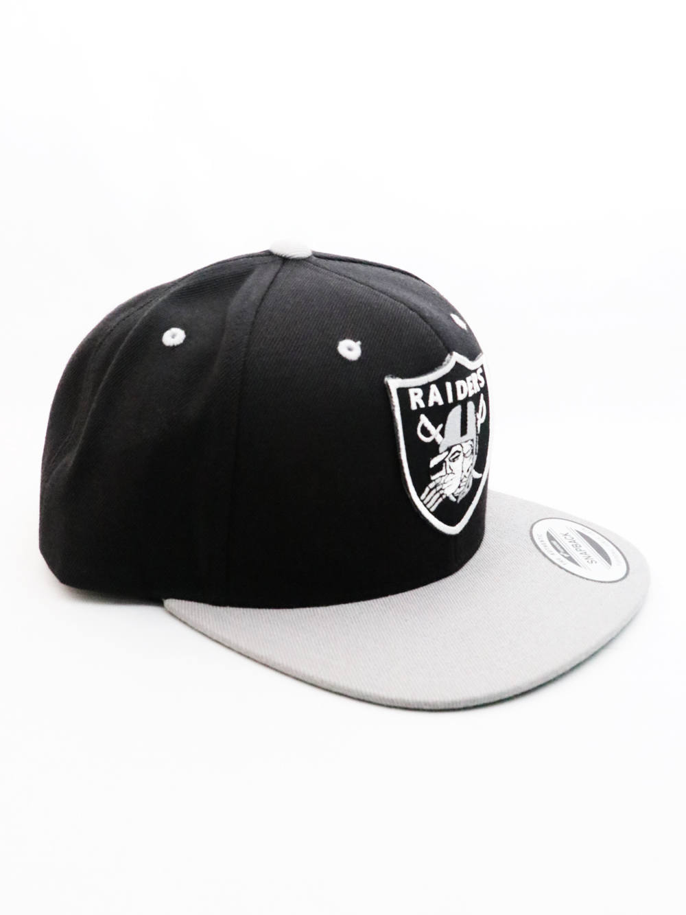 INTERFACE - レイダースパッチベースボールキャップ (ブラックx